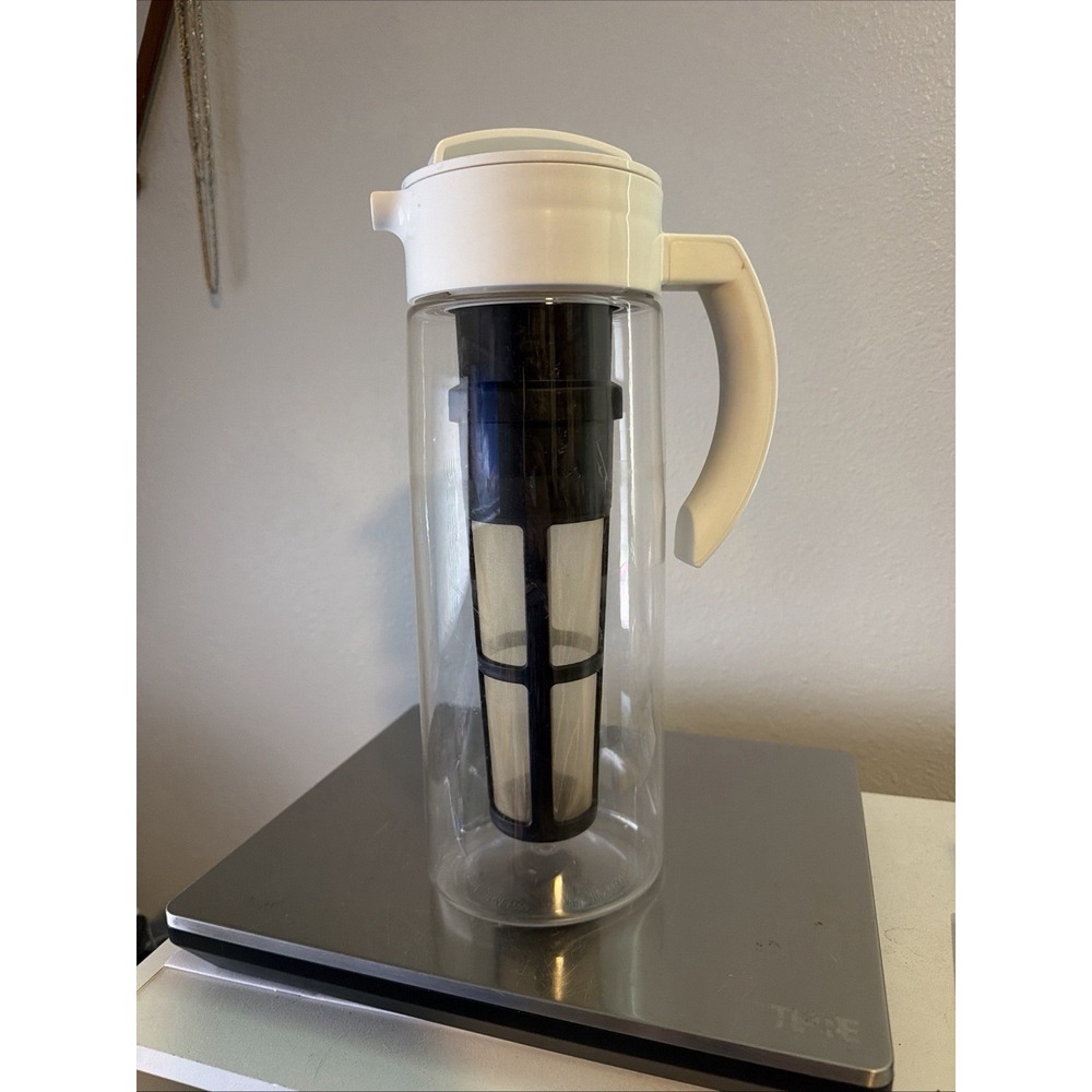 Teavana Iced Tea Infusion Pitcher 2 QT WHITE Shatterproof